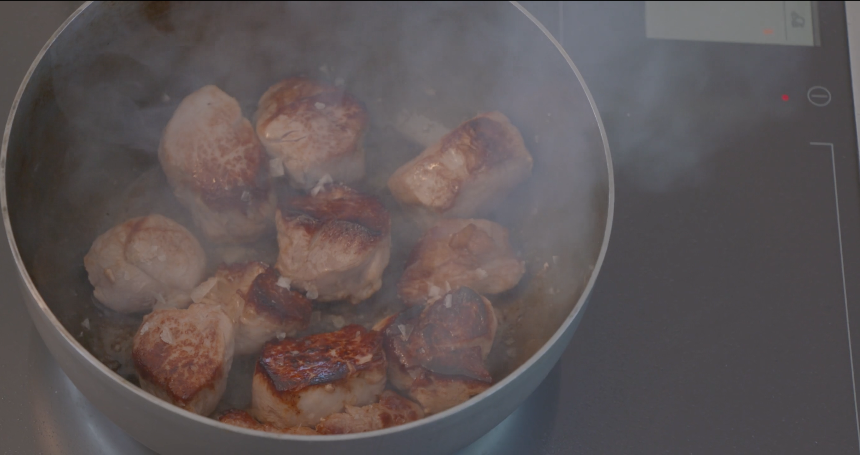 Svinemørbrad med ærter francaise4